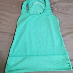 🎊FINAL SALE🎉Racerback Workout Top